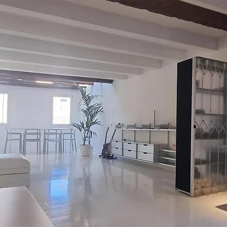 White Frari Appartement